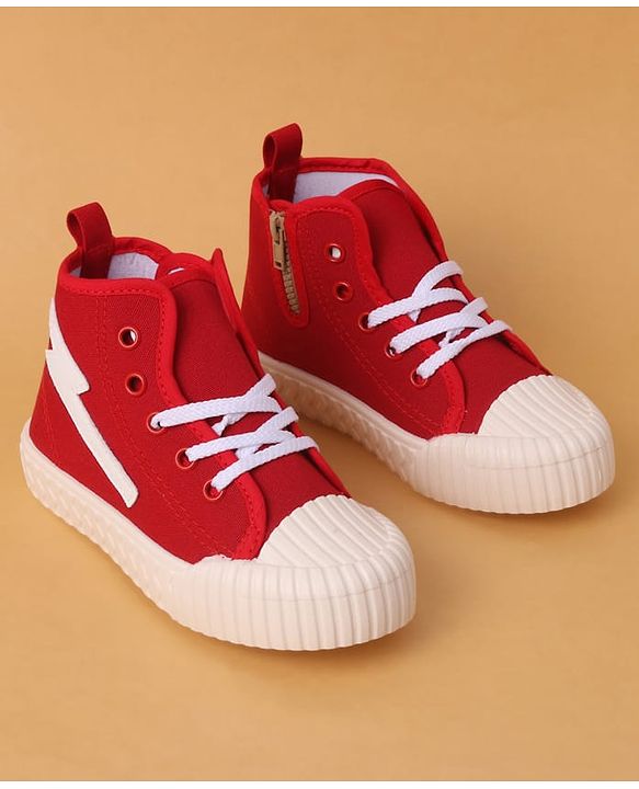 Cute Walk by Babyhug Solid Colour Casual Shoes - Red