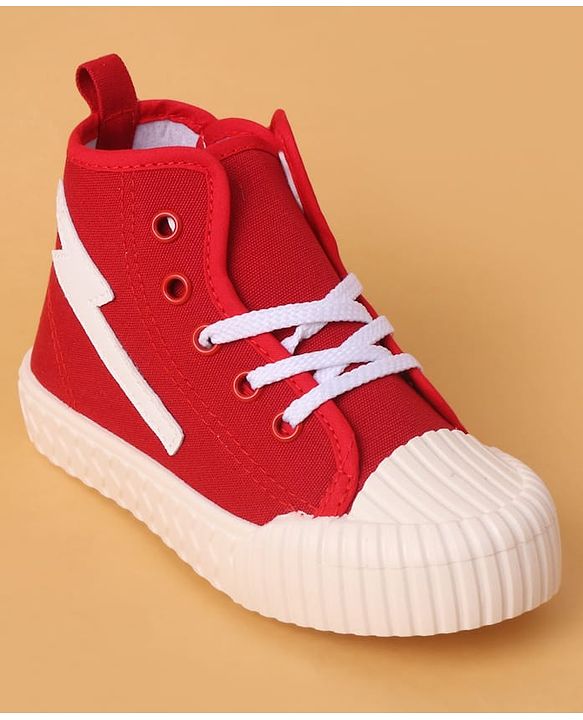 Cute Walk by Babyhug Solid Colour Casual Shoes - Red