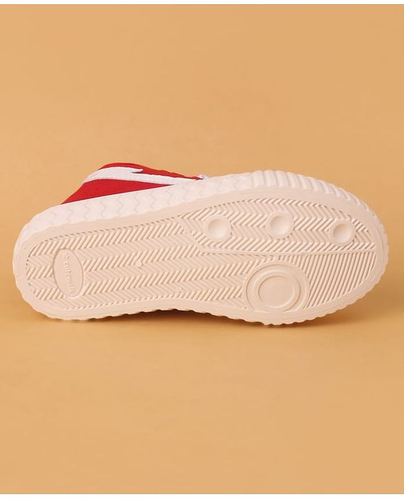 Cute Walk by Babyhug Solid Colour Casual Shoes - Red