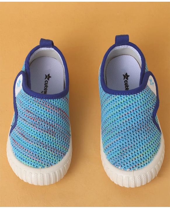 Cute Walk by Babyhug Casual Shoes with Velcro Closure - Blue