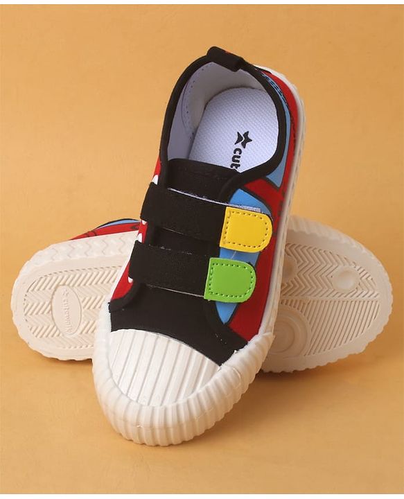 Cute Walk by Babyhug Casual Shoes with Velcro Closure And  Color Block Detailing - Black & Yellow