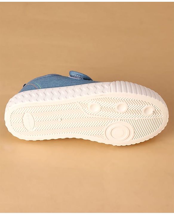 Cute Walk by Babyhug Canvas Velcro Closure Casual Shoes With Lace Detailing - Light Blue