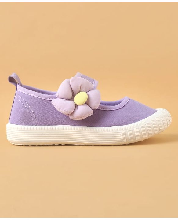 Cute Walk by Babyhug Casual Shoes with Velcro Closure & Floral Applique - Purple