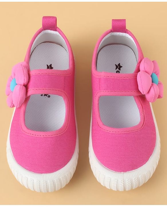 Cute Walk by Babyhug Casual Shoes with Velcro Closure & Floral Applique - Purple