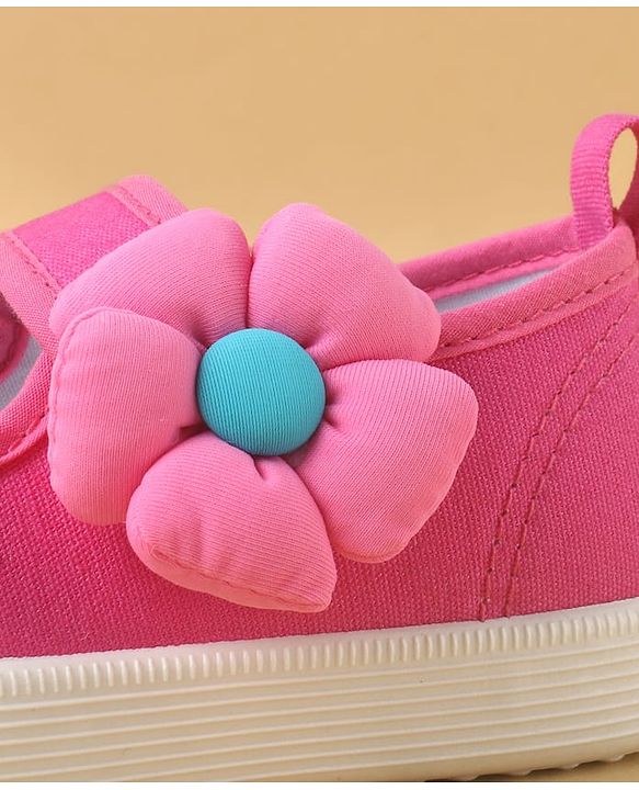 Cute Walk by Babyhug Casual Shoes with Velcro Closure & Floral Applique - Purple