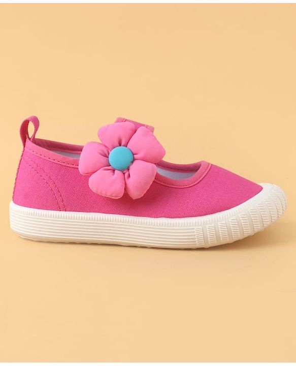 Cute Walk by Babyhug Casual Shoes with Velcro Closure & Floral Applique - Purple