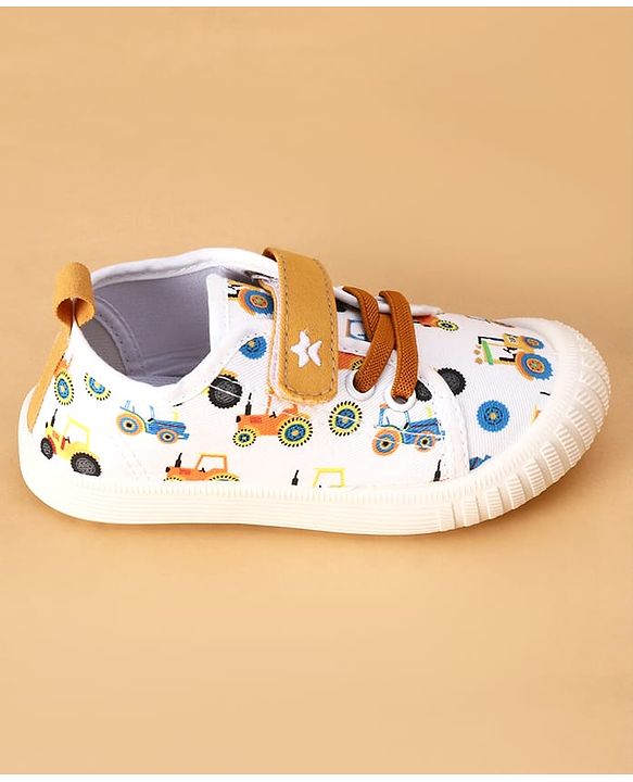 Cute Walk by Babyhug Casual Shoes with Velcro Closure And  Vehicle Print - White