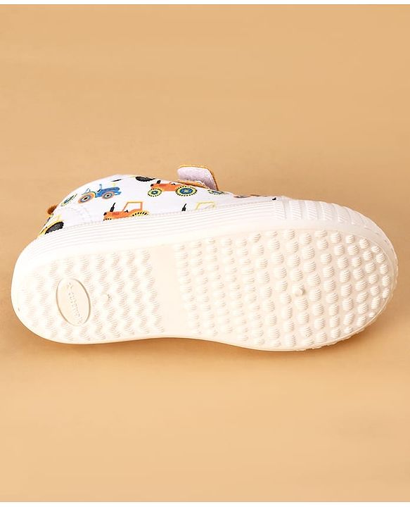 Cute Walk by Babyhug Casual Shoes with Velcro Closure And  Vehicle Print - White