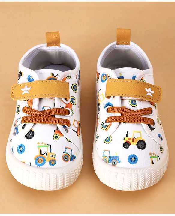 Cute Walk by Babyhug Casual Shoes with Velcro Closure And  Vehicle Print - White