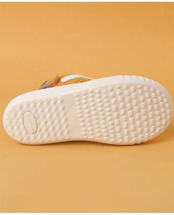 Cute Walk by Babyhug Casual Shoes with Velcro Closure And  Tape Detailing - Yellow
