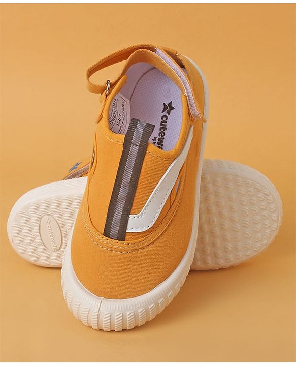 Cute Walk by Babyhug Casual Shoes with Velcro Closure And  Tape Detailing - Yellow