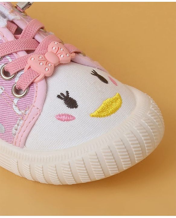 Cute Walk by Babyhug Casual Shoes with Lace Closure And Heart Print - Pink