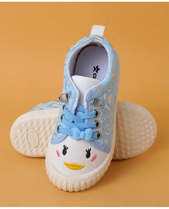 Cute Walk by Babyhug Casual Shoes with Lace Closure And Heart Print - Pink