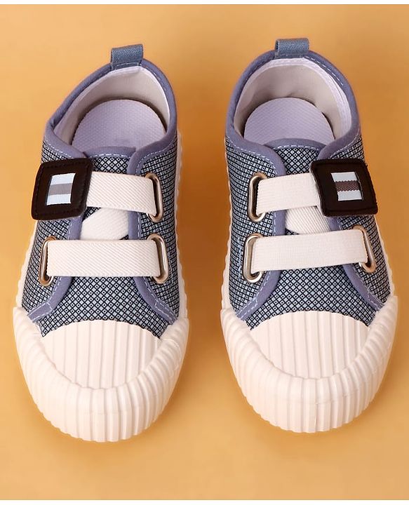 Cute Walk by Babyhug Casual Shoes With Velcro Closure - Blue