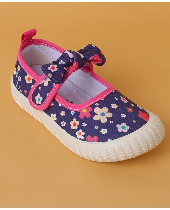 Cute Walk by Babyhug Casual Shoes with Velcro Closure And  Floral Print & Bow Applique - Navy Blue
