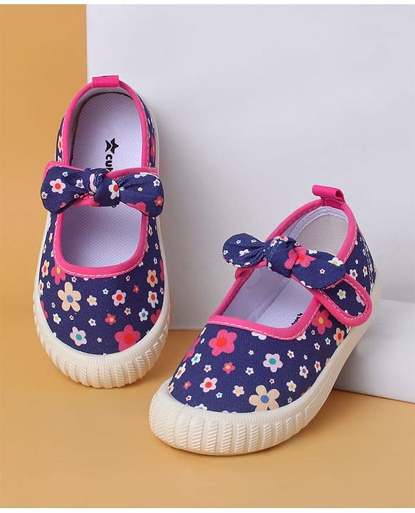 Cute Walk by Babyhug Casual Shoes with Velcro Closure And  Floral Print & Bow Applique - Navy Blue