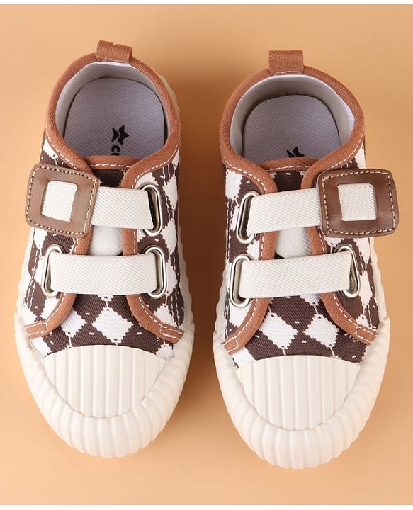Cute Walk by Babyhug Canvas Velcro Closure Casual Shoes With Checks Design - Brown