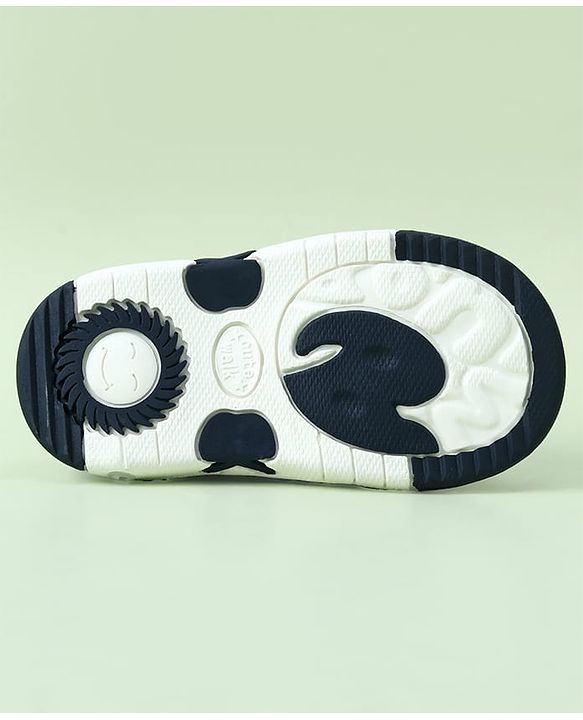 Cute Walk by Babyhug Sandals with Velcro Closure & Car Applique - Blue