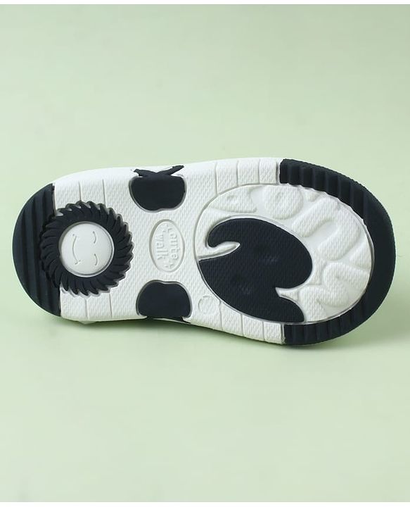 Cute Walk by Babyhug Sandals with Velcro Closure & Penguin Applique - Light Blue