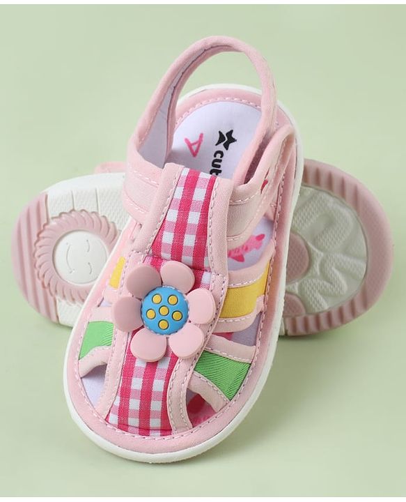 Cute Walk by Babyhug Velcro Closure Sandals with Checks & Floral Applique - Pink