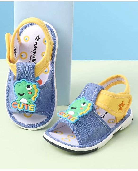 Cute Walk by Babyhug Velcro Closure Sandals with Applique - Blue