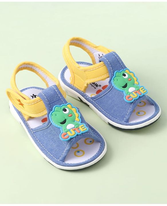 Cute Walk by Babyhug Velcro Closure Sandals with Applique - Blue