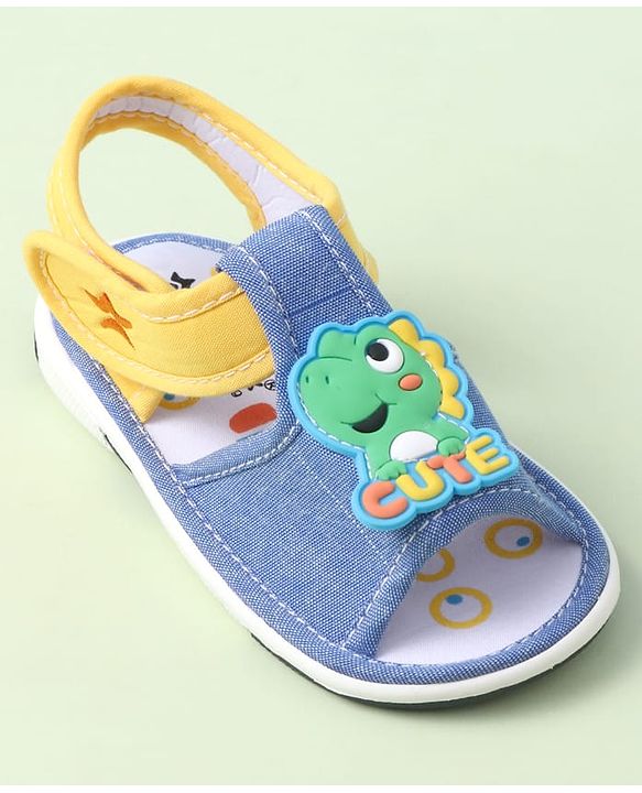 Cute Walk by Babyhug Velcro Closure Sandals with Applique - Blue