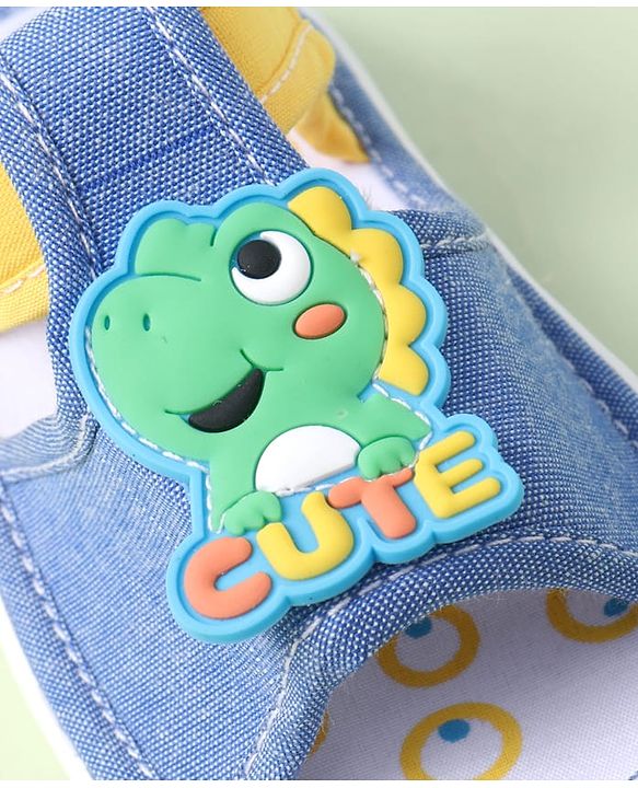 Cute Walk by Babyhug Velcro Closure Sandals with Applique - Blue