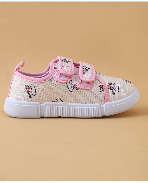 Cute Walk by Babyhug Casual Shoes with Velcro Closure & Teddy Print - Pink