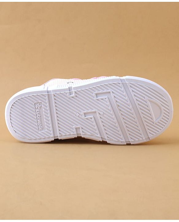 Cute Walk by Babyhug Casual Shoes with Velcro Closure & Teddy Print - Pink