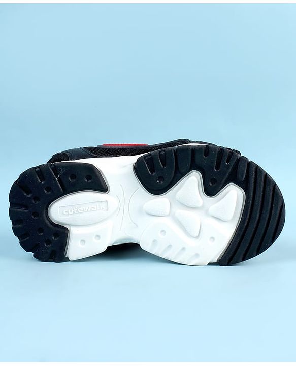 Cute Walk by Babyhug Sandals with Velcro Closure - Black