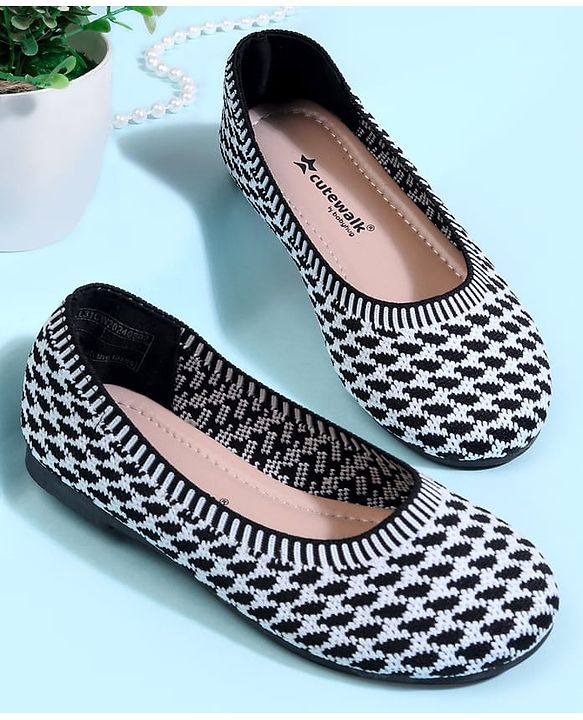Cute Walk by Babyhug Slip On Ballerina With Design - Blue