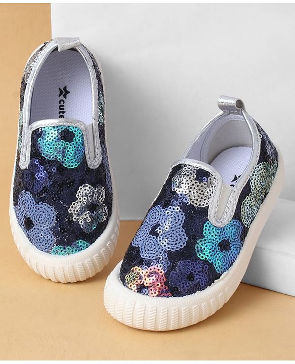 Cute Walk by Babyhug Casual Shoes With Sequin Detailing - Golden
