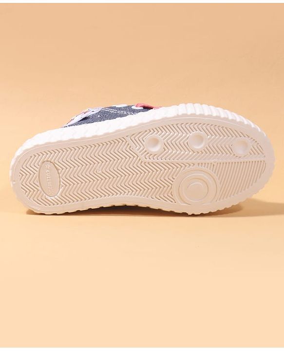 Cute Walk by Babyhug Casual Shoes with Zip Closure & Unicorn Applique - Pink