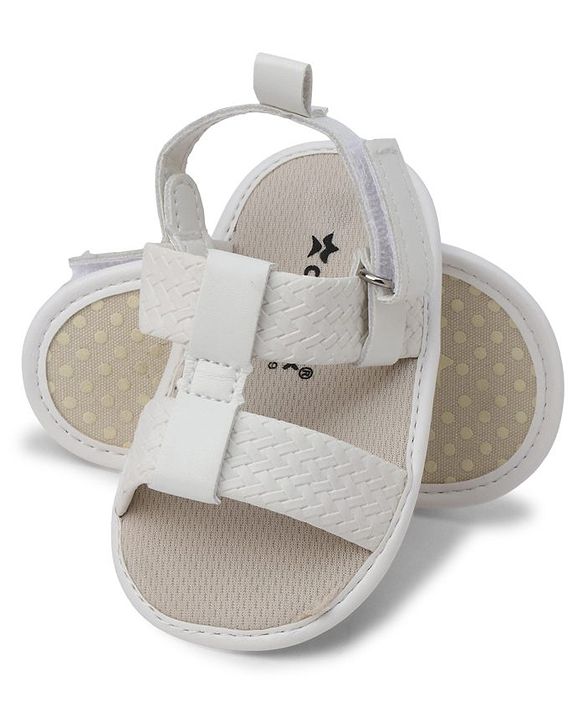 Cute Walk by Babyhug Velcro Closure Solid Booties - White