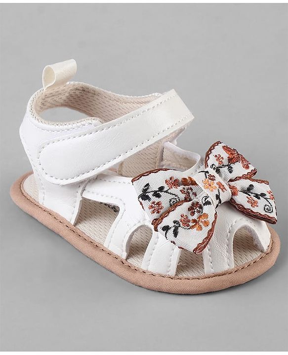 Cute Walk by Babyhug Booties With Floral Embroidery - Pink
