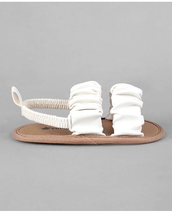 Cute Walk by Babyhug Booties  with Back Strap - Pink