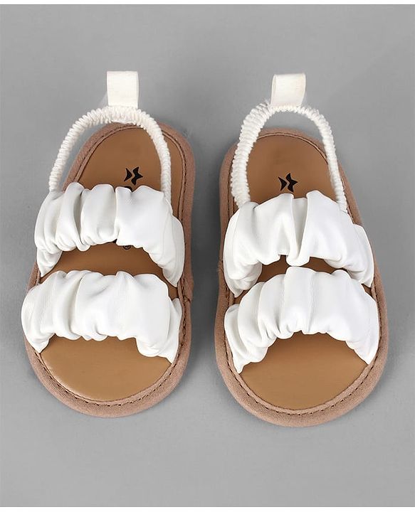 Cute Walk by Babyhug Booties  with Back Strap - Pink