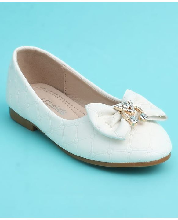 Pine Kids Slip On Closed Toe Ballerina with Bow Applique - White