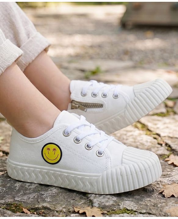 Pine Kids Lace Up Casual Shoes With Smiley Print - White
