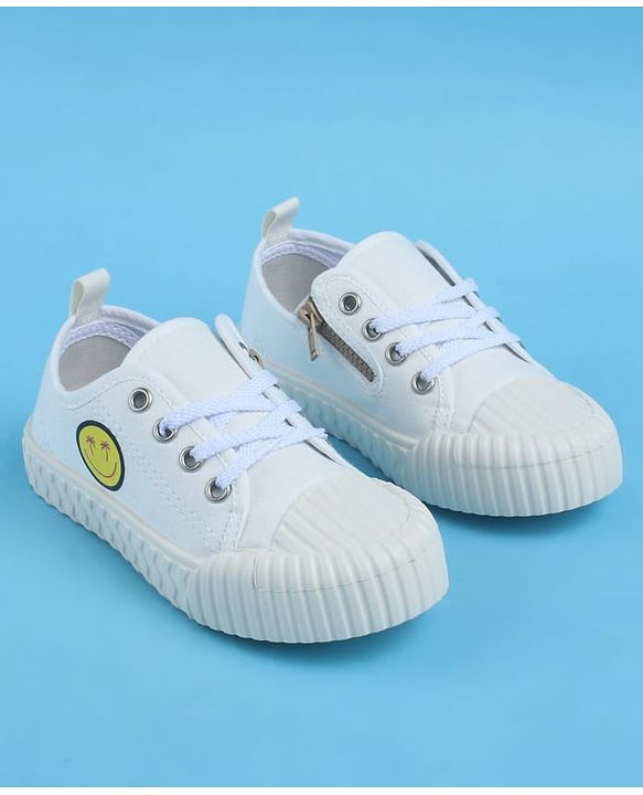 Pine Kids Lace Up Casual Shoes With Smiley Print - White