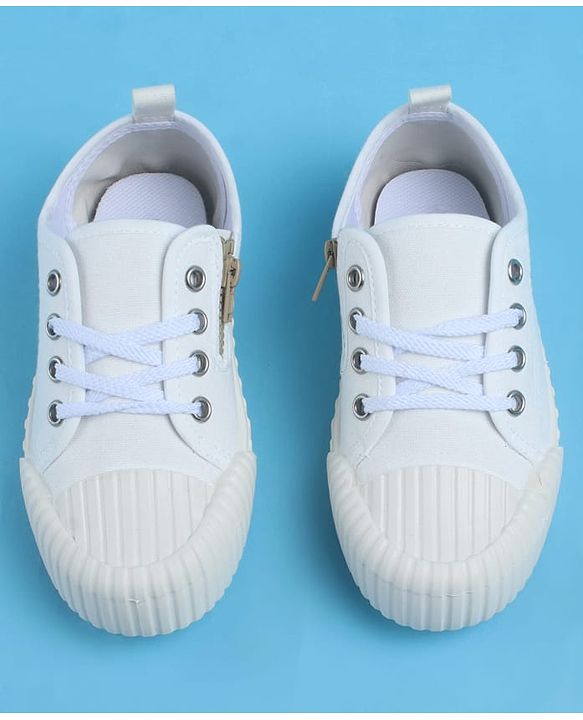 Pine Kids Lace Up Casual Shoes With Smiley Print - White