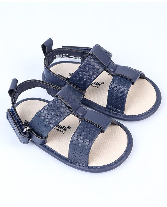 Cute Walk by Babyhug Velcro Closure Solid Booties - White