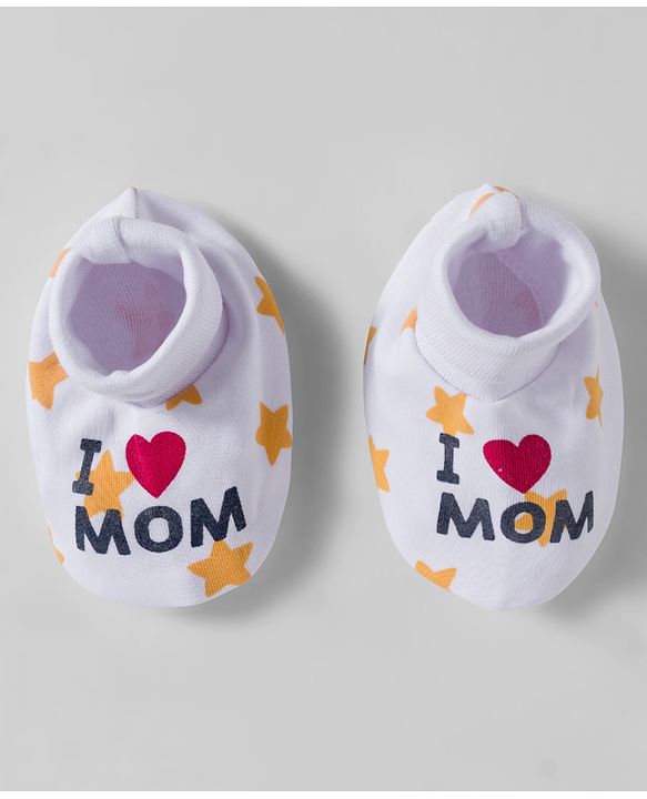 Babyhug 100% Cotton Interlock Knit Mittens & Booties Set With Text Print - White