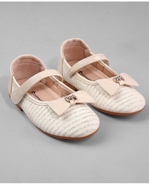 Cute Walk by Babyhug Ballerina with Bow Applique and Velcro Closure - Beige