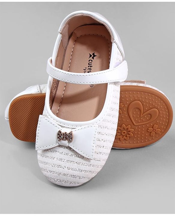 Cute Walk by Babyhug Ballerina with Bow Applique and Velcro Closure - Beige