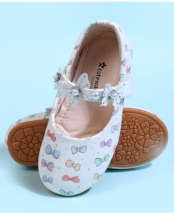 Cute Walk by Babyhug Velcro Closure Ballerina With Bow Print & Butterfly Applique - White