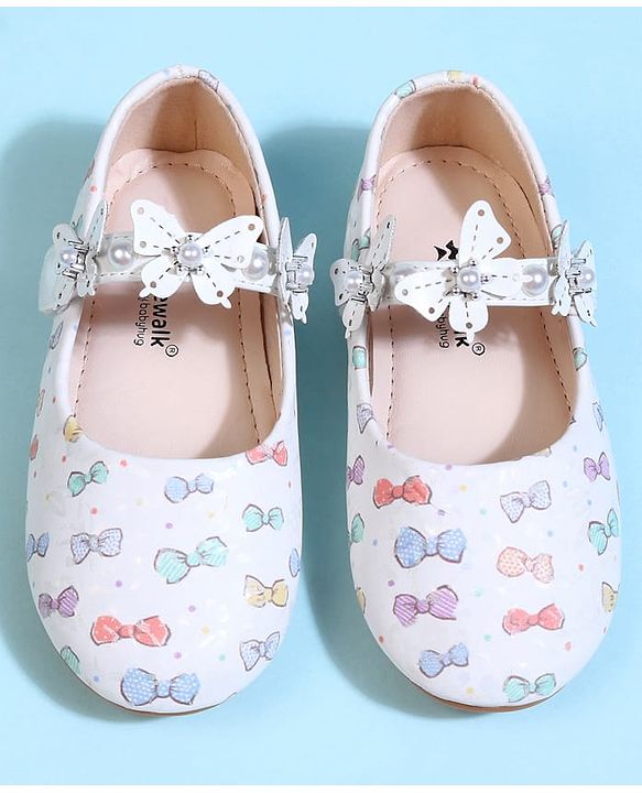 Cute Walk by Babyhug Velcro Closure Ballerina With Bow Print & Butterfly Applique - White