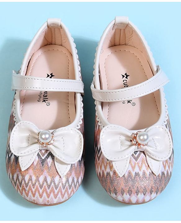 Cute Walk by Babyhug Velcro Closure Printed Ballerina With Bow Applique - Purple