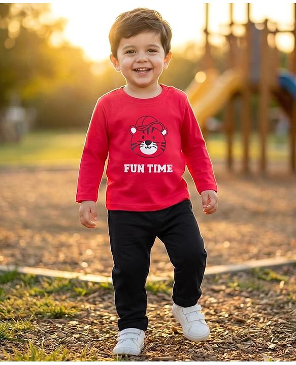 Babyhug Single Jersey Knit Full Sleeves T-Shirt & Lounge Pant Set with Tiger Print - Red & Black